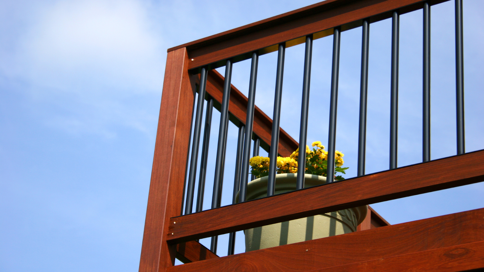 wood deck railing designs